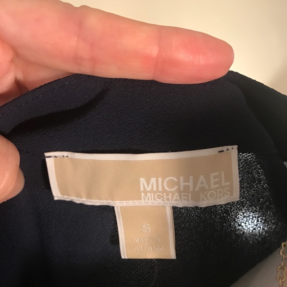Michael Kors navy blouse w smocked bell sleeves S - Picture 3 of 4